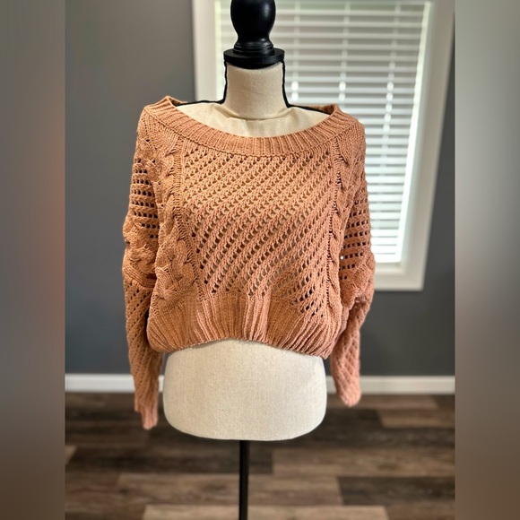 Urban Outfitters Sweater Women’s Small Brown Cable Knit Cropped Long Sleeve - Picture 1 of 7